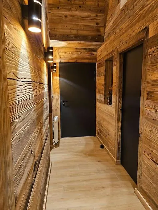 L'Ecrin Appartement 4 Chambres 4 Salles D Eau レ・デュー・アルプ 0*,  フランス